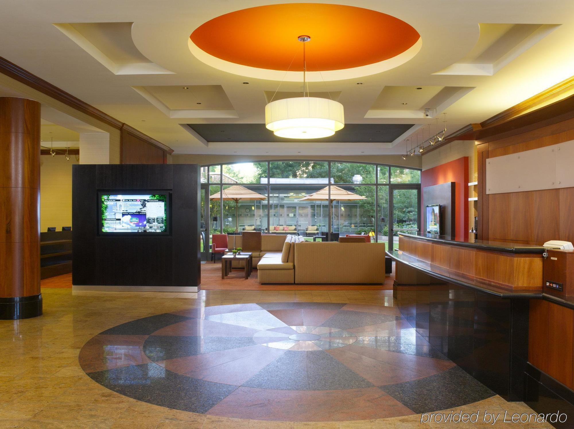 Courtyard By Marriott Boston Brookline Hotel Exterior photo