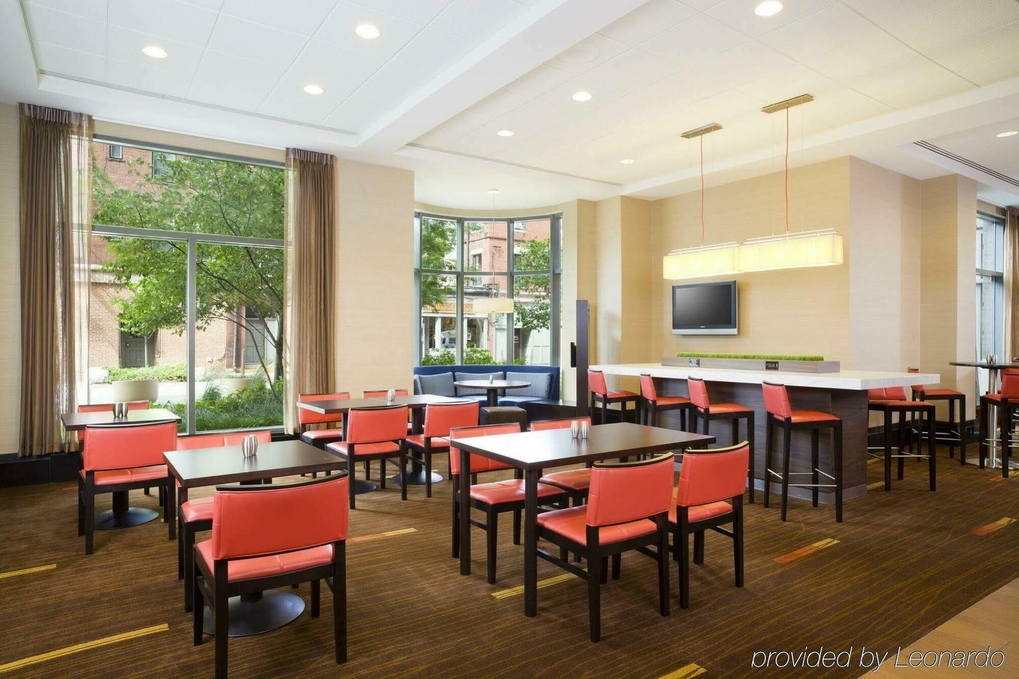 Courtyard By Marriott Boston Brookline Hotel Exterior photo